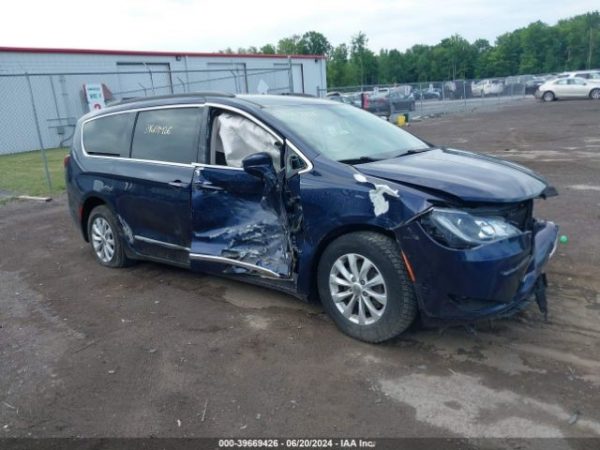 2017 CHRYSLER PACIFICA WINDSHIELD GLASS - 10753862