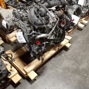 2017 INFINITI INFINITI_QX30 ENGINE ASSEMBLY - 10976987